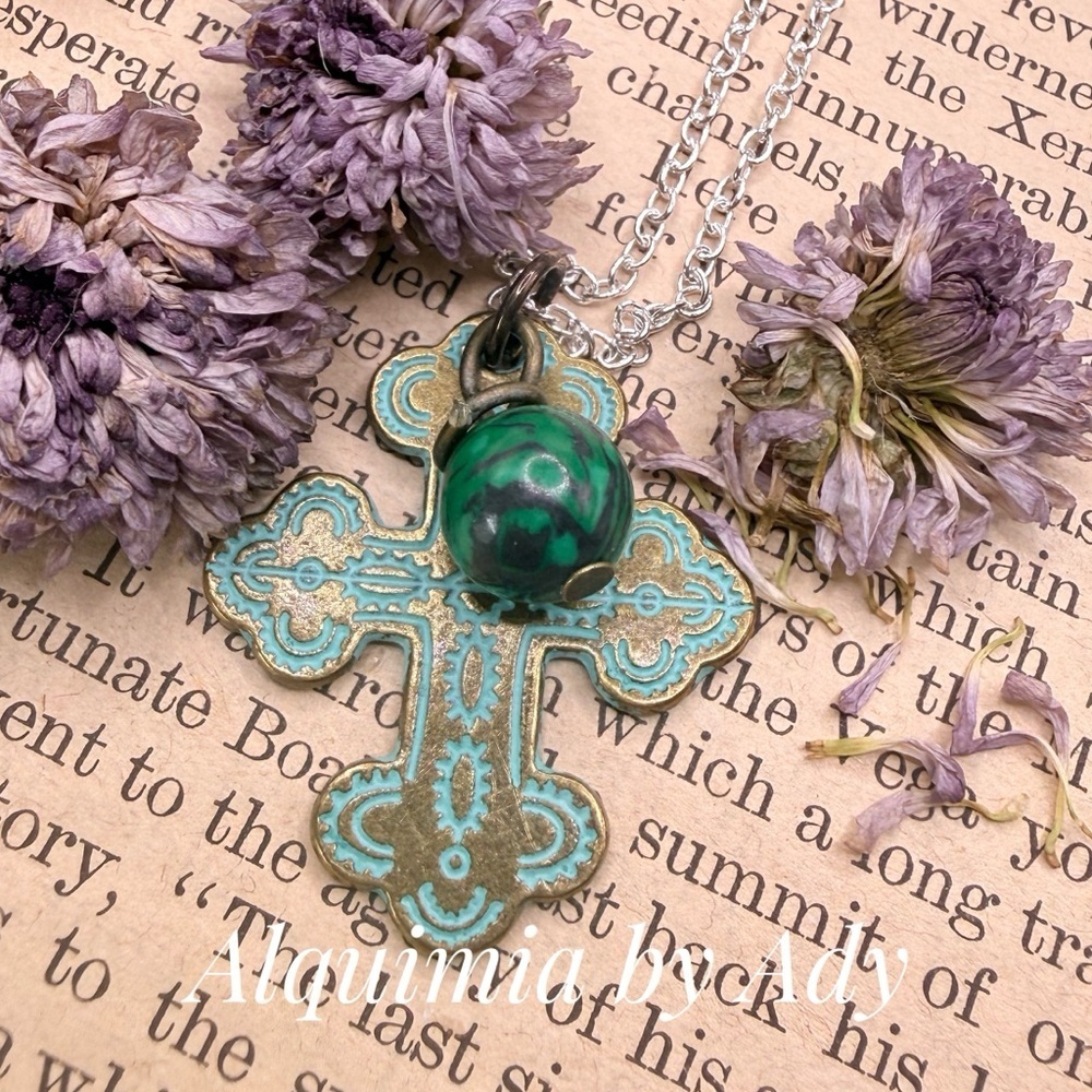 925 Silver Necklace with Green malachite and cross